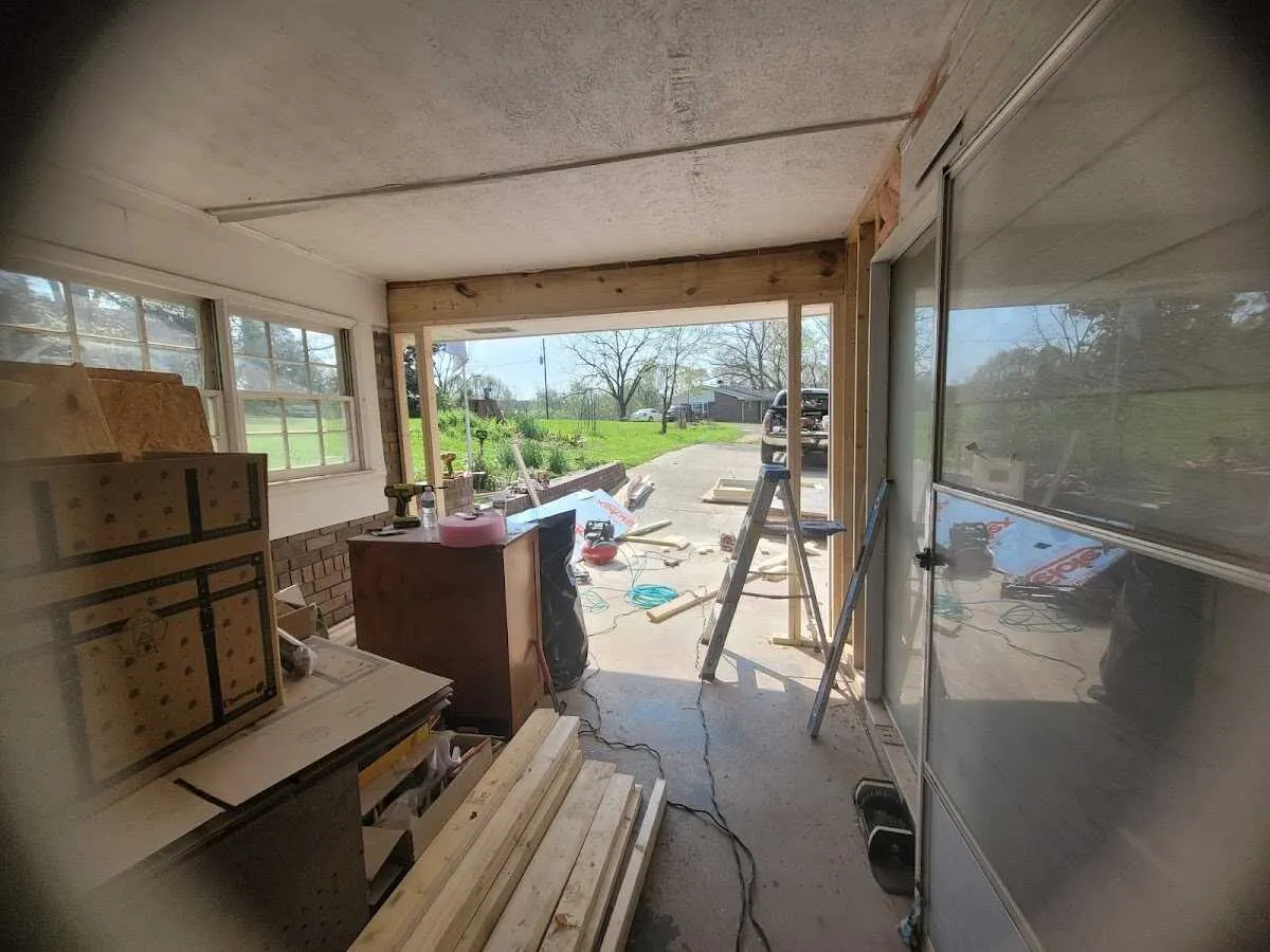 Air movers and dehumidifier for Drying & Dehumidification in Sumpter